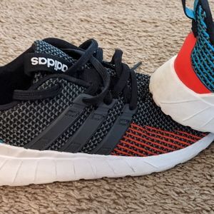 Boys new adidas sneakers